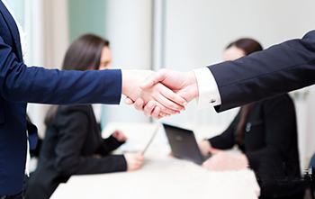 選擇優(yōu)質(zhì)工業(yè)除濕機(jī)廠(chǎng)家就選鑫松，保障工業(yè)生產(chǎn)環(huán)境